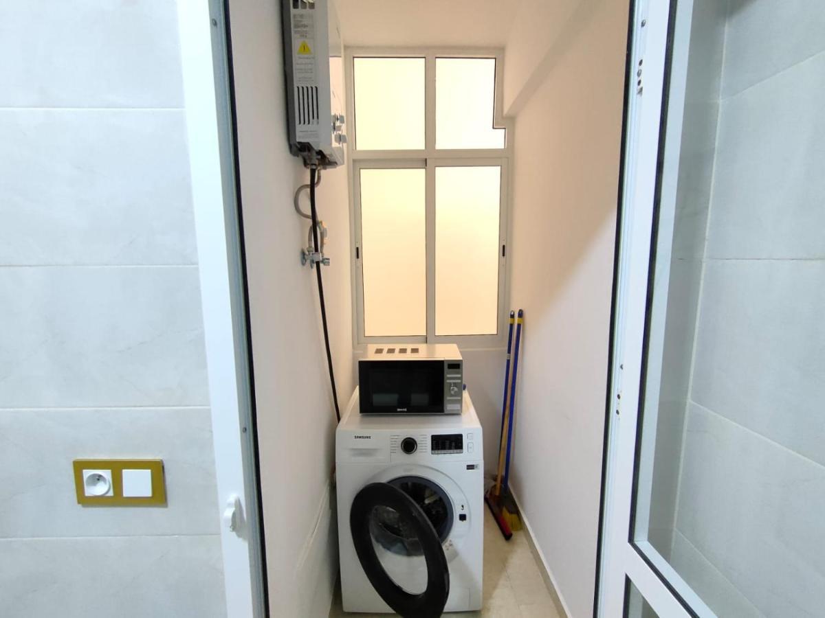 Fresh 2 Bedroom Tangier Apartment With Air Conditioner Exterior foto